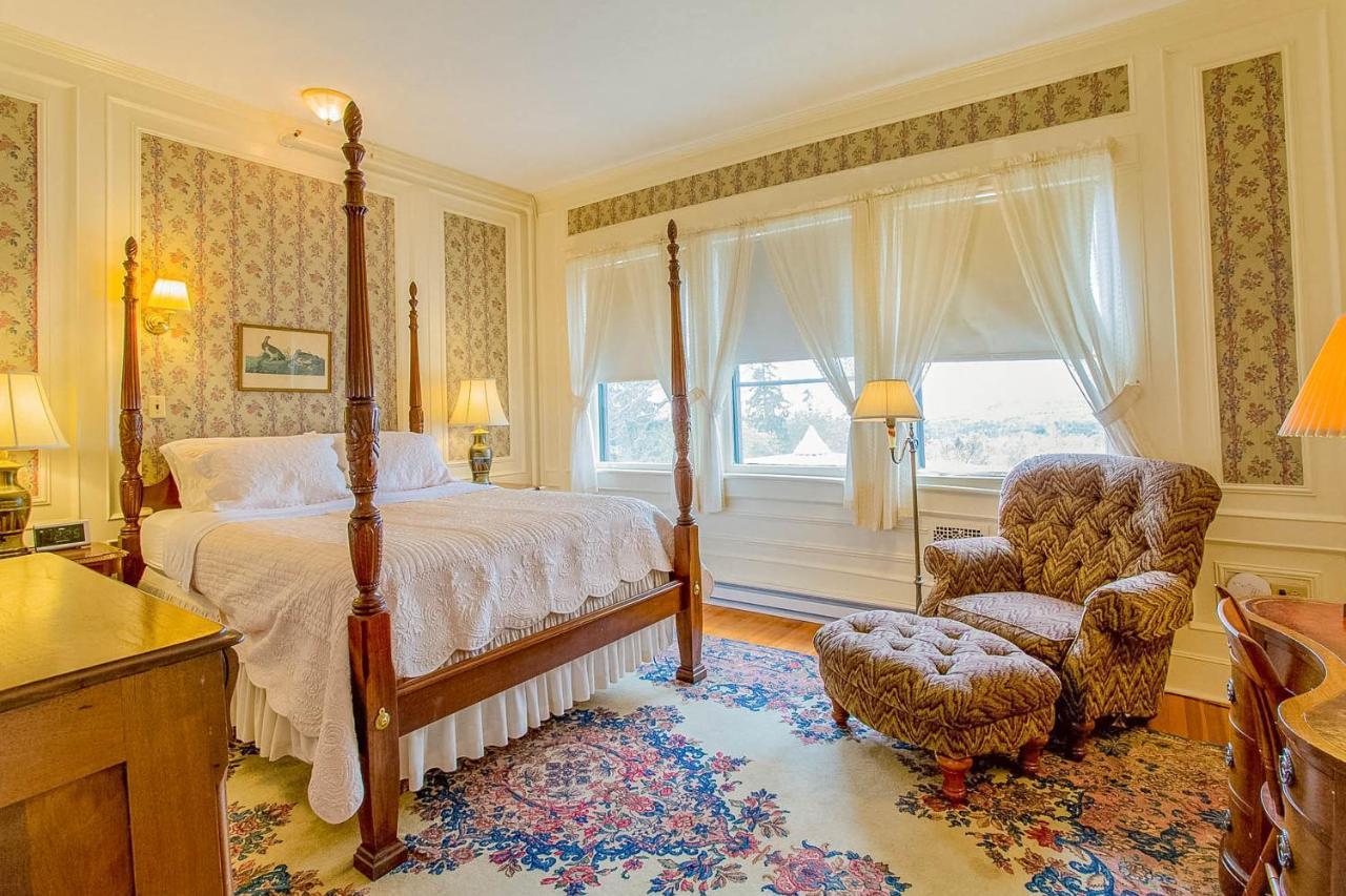 Apple Tree Inn Ленокс Экстерьер фото